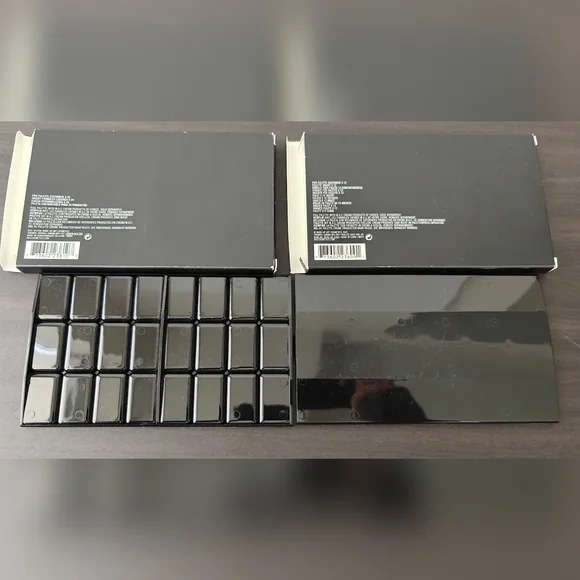 MAC Pro Customizable Palettes - Picture 2 of 2